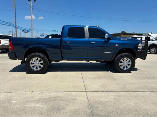 Patriot Blue Pearlcoat 2021 RAM 2500 Laramie Crew Cab 4x4 6'4' Box