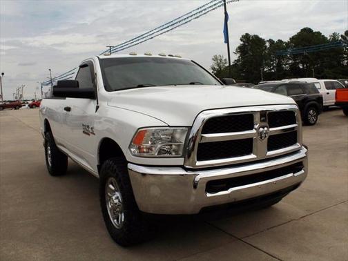 2017 RAM 3500 Tradesman Regular Cab 4x4 8' Box