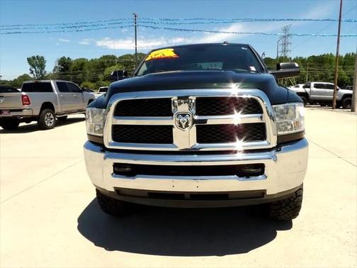 2018 RAM 2500 Tradesman Crew Cab 4x4 6'4' Box