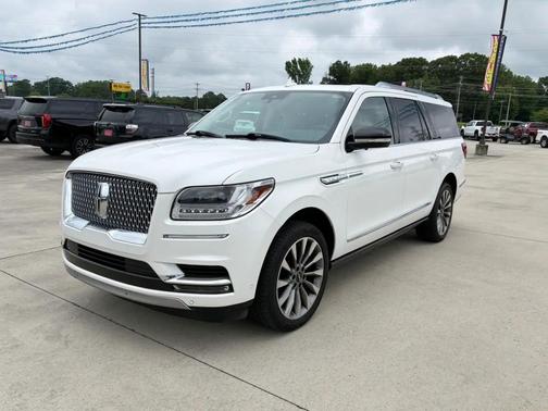 Pristine White 2020 Lincoln Navigator Reserve