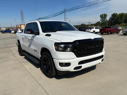 Bright White Clearcoat 2022 RAM 1500 Big Horn/Lone Star