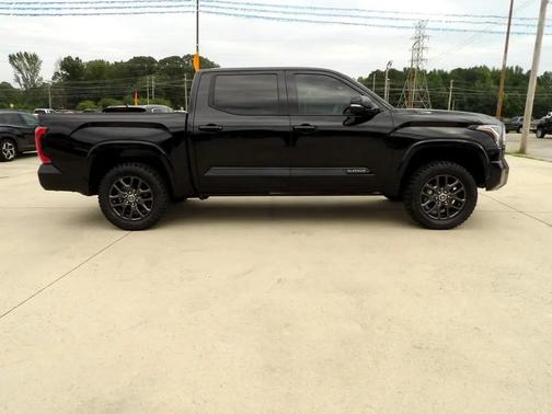 2023 Toyota Tundra Platinum