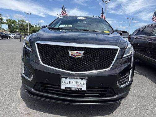2022 Cadillac XT5 Sport
