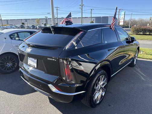 2025 Cadillac OPTIQ Luxury