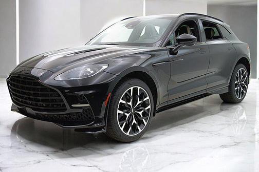 2023 Aston Martin DBX 707