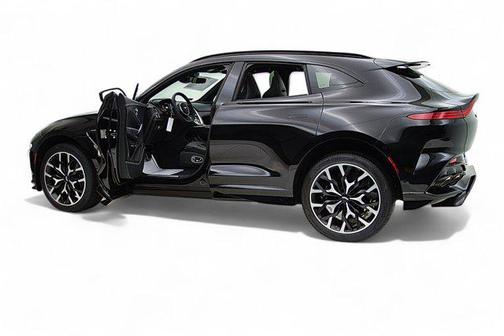 2023 Aston Martin DBX 707