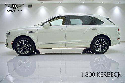 2023 Bentley Bentayga EWB V8