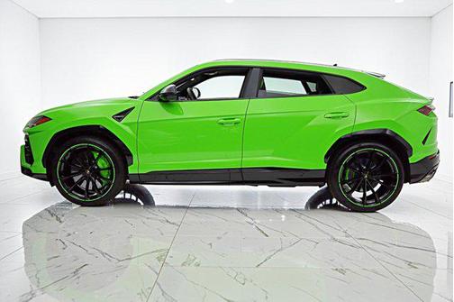 Verde Mantis Pearl 2021 Lamborghini Urus Urus SELEZIONE PRE-OWNED CERTIFIED