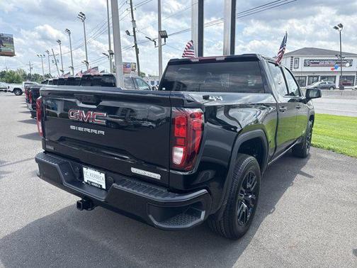 2025 GMC Sierra 1500 Elevation