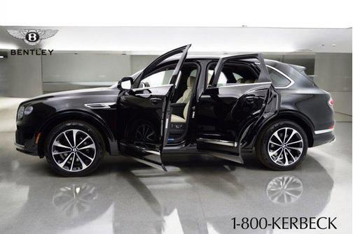 2025 Bentley Bentayga V8