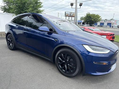 2023 Tesla Model X Standard Range