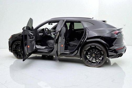 2020 Lamborghini Urus SELEZIONE PRE-OWNED CERTIFIED