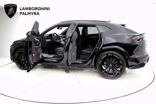 2020 Lamborghini Urus SELEZIONE PRE-OWNED CERTIFIED