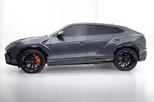 2024 Lamborghini Urus S