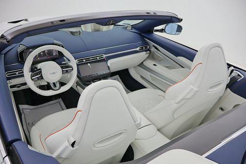 2026 Aston Martin Vanquish Volante