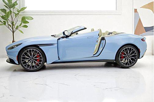 2023 Aston Martin DB11 Volante