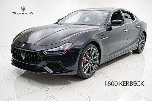 Nero Ribelle 2023 Maserati Ghibli Modena Q4