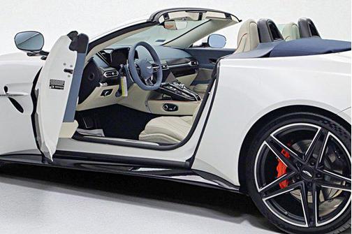 2026 Aston Martin Vantage Roadster