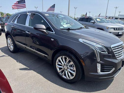 2017 Cadillac XT5 Platinum