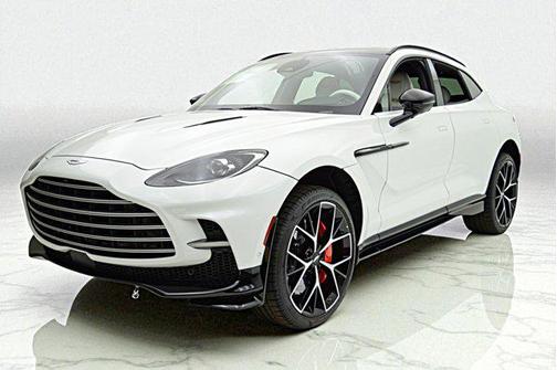 2025 Aston Martin DBX 707