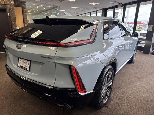 2024 Cadillac LYRIQ Luxury