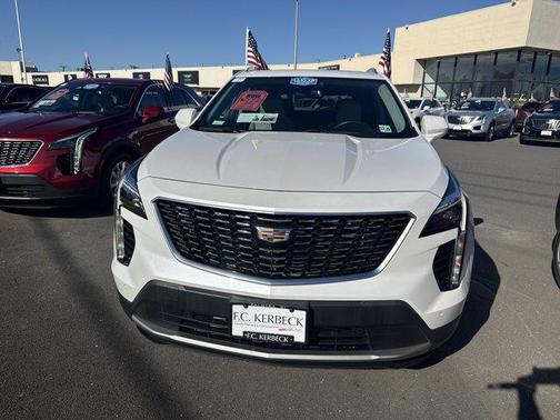 2020 Cadillac XT4 Premium Luxury