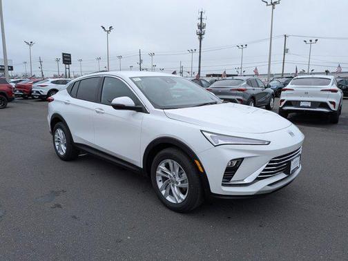 Summit White 2026 Buick Envista Preferred