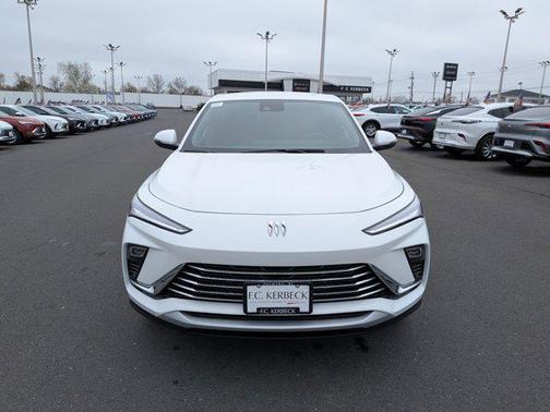 Summit White 2026 Buick Envista Preferred