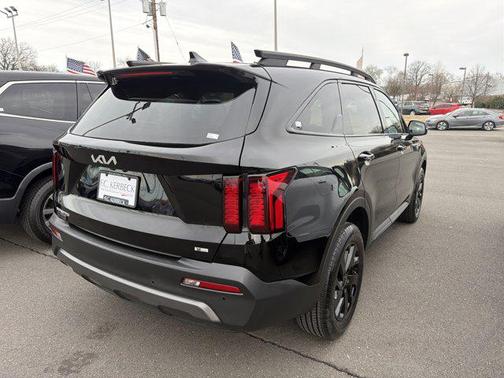 2023 Kia Sorento S