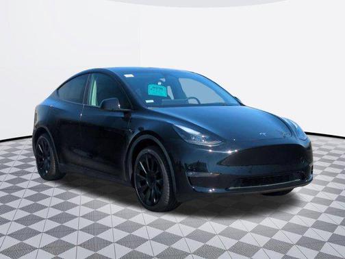 Black 2023 Tesla Model Y Long Range