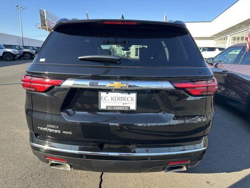 2023 Chevrolet Traverse High Country
