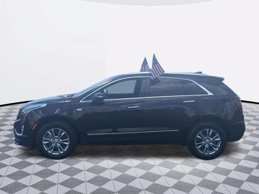 Garnet Metallic 2020 Cadillac XT5 Premium Luxury