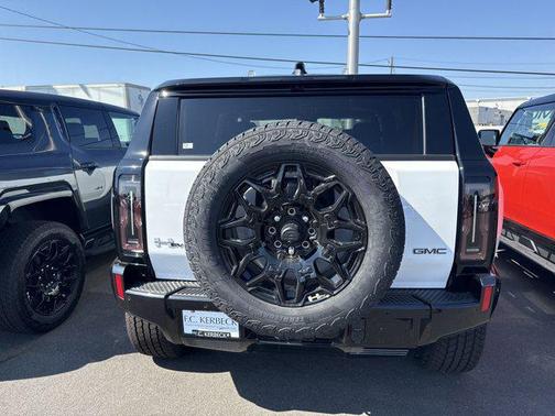 2026 GMC HUMMER EV SUV 2X