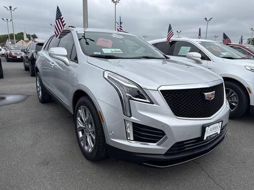 2020 Cadillac XT5 Sport