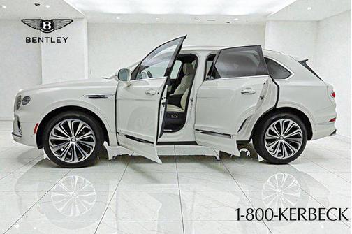2022 Bentley Bentayga V8