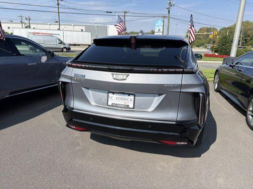 2023 Cadillac LYRIQ Luxury
