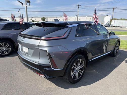 2023 Cadillac LYRIQ Luxury