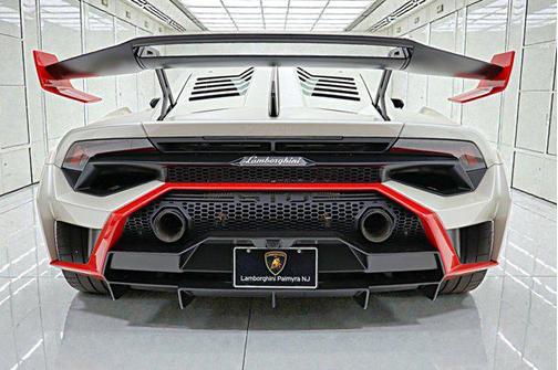 2024 Lamborghini Huracan STO STO