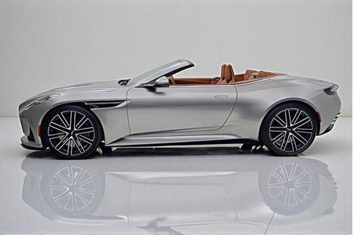 2024 Aston Martin DB12 Volante