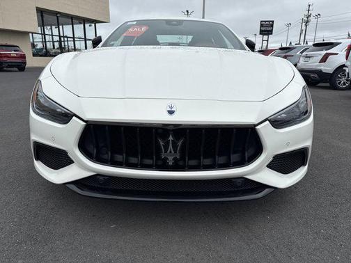 2023 Maserati Ghibli Modena Q4