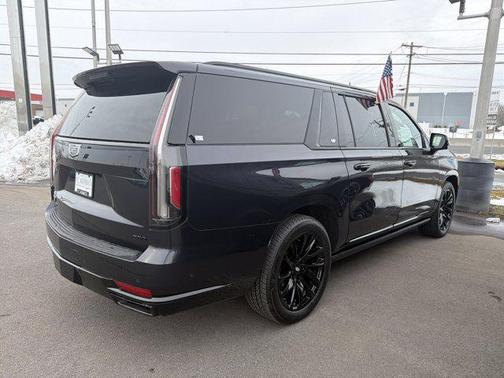 2023 Cadillac Escalade ESV Sport Platinum