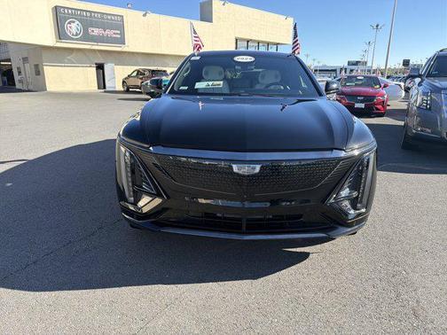 2024 Cadillac LYRIQ Sport