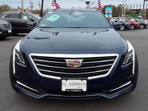 Photo 2 of 31 of 2018 Cadillac CT6 3.6L Standard
