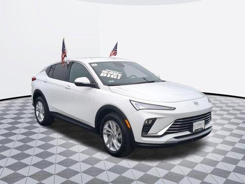 Summit White 2026 Buick Envista Preferred