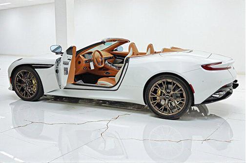 2026 Aston Martin DB12 Volante