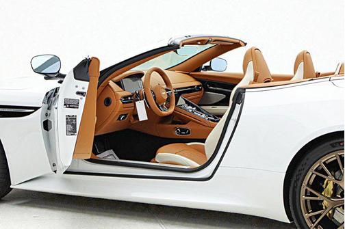 2026 Aston Martin DB12 Volante