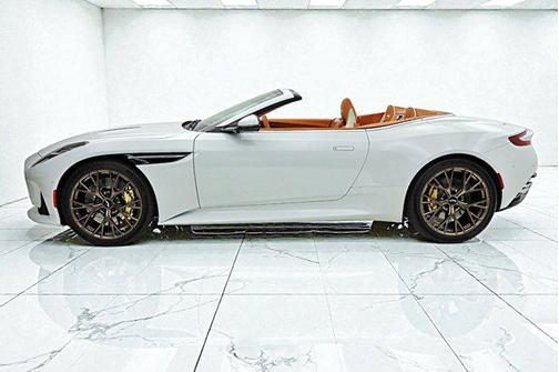 2026 Aston Martin DB12 Volante