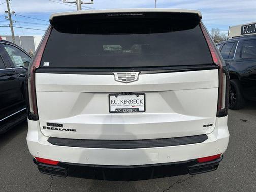 2021 Cadillac Escalade Sport