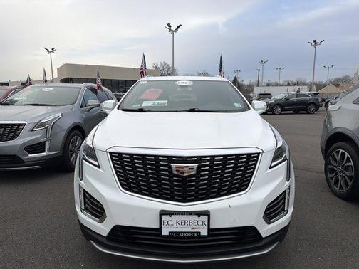 2022 Cadillac XT5 Premium Luxury
