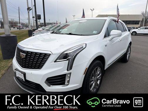 2022 Cadillac XT5 Premium Luxury
